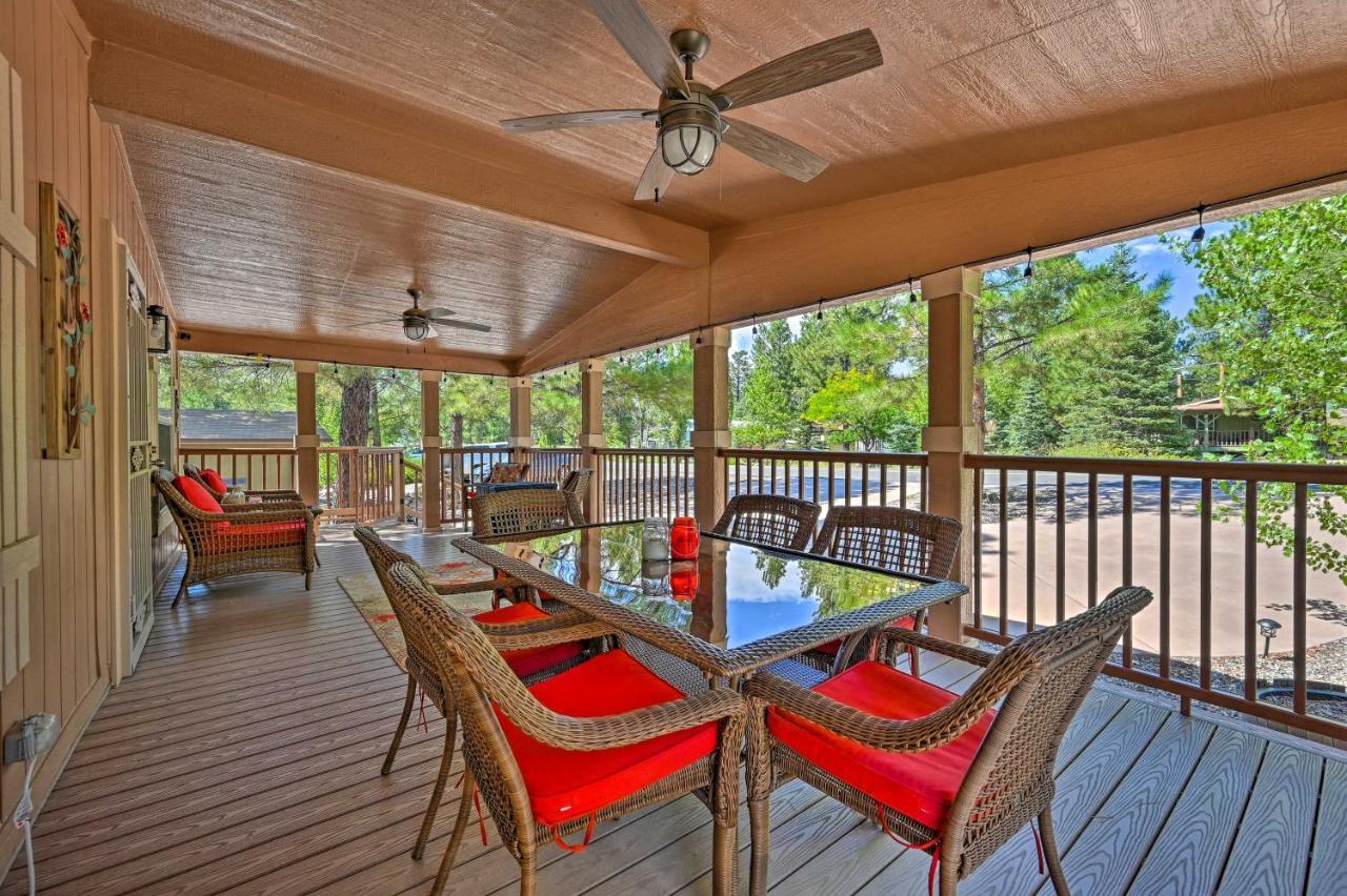 Munds Park Cabin Retreat With Deck And Fire Pit! Экстерьер фото